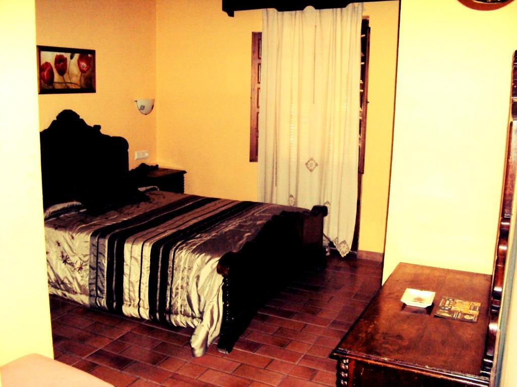 Alojamiento Turistico La Tinaja Requena Zimmer foto
